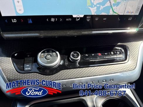 New 2026 Ford Expedition Platinum w/ Stealth Appearance Package AWD/4WD image 23