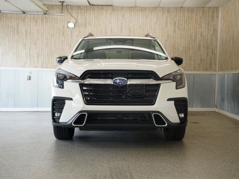 Used 2026 Subaru Ascent Touring AWD/4WD image 2