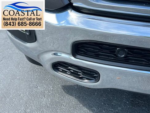 Used 2019 RAM 1500 Laramie AWD/4WD image 35