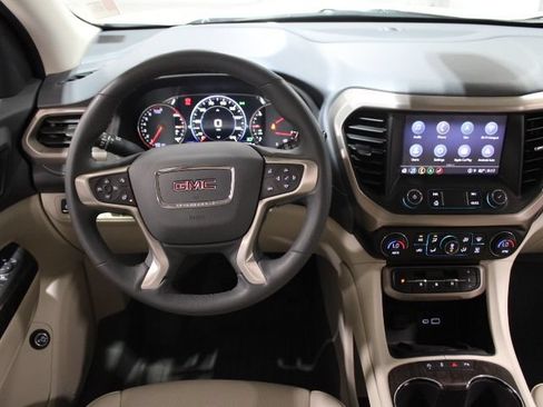 Used 2023 GMC Acadia Denali w/ Denali Ultimate Package AWD/4WD image 30