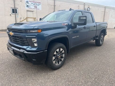 Used 2025 Chevrolet Silverado 2500 Custom w/ Custom Value Package AWD/4WD image 14