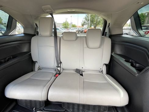 Used 2018 Honda Odyssey EX-L image 31