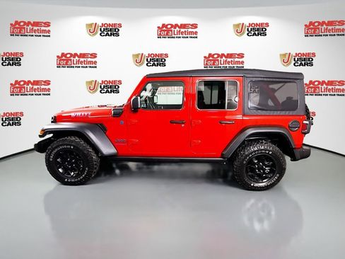 Used 2023 Jeep Wrangler Unlimited w/ Cold Weather Group image 15