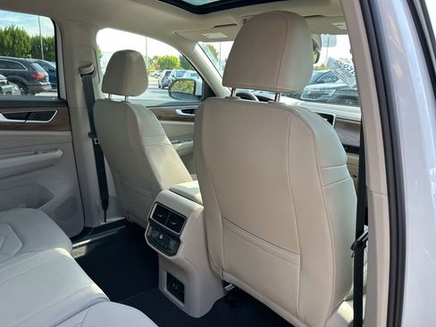 New 2026 Volkswagen Atlas SE image 49