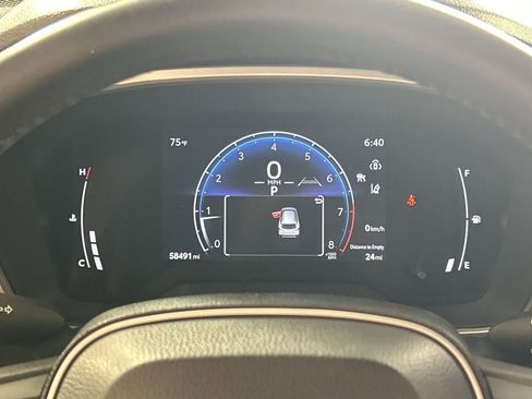 Used 2023 Toyota Corolla Cross XLE FWD image 14
