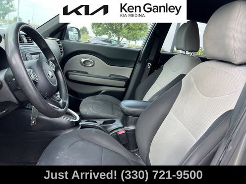 Used 2014 Kia Soul FWD image 11