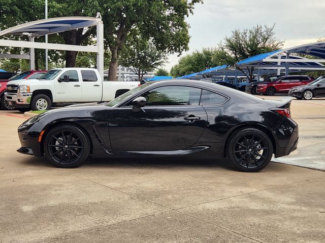 Used 2022 Toyota GR86 Premium RWD image 10