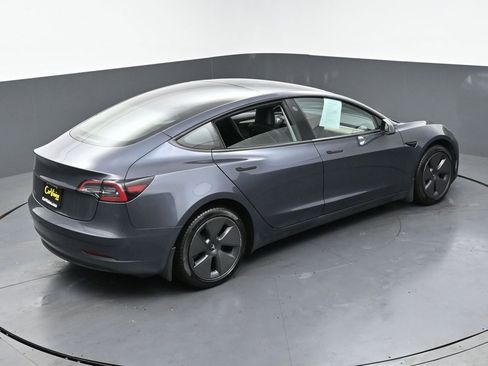 Used 2023 Tesla Model 3 Standard Range image 39