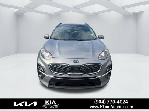 Used 2022 Kia Sportage EX w/ EX Technology Package FWD image 8