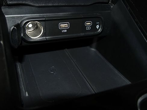 Used 2024 Kia Telluride S w/ S Sunroof Package image 20