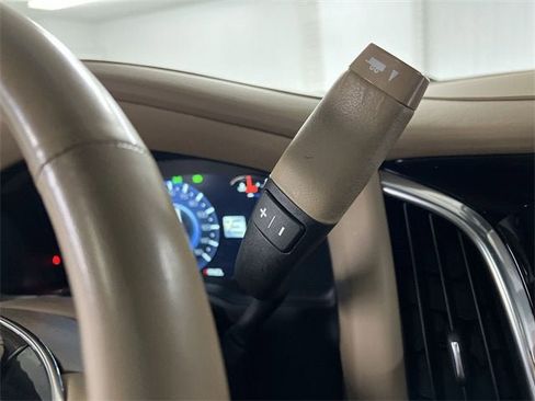 Used 2020 Cadillac Escalade Platinum image 16