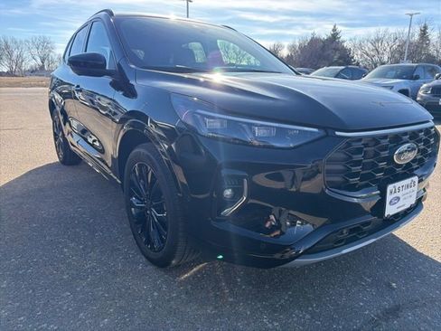 Certified 2023 Ford Escape ST-Line Elite w/ Premium Technology Package image 7