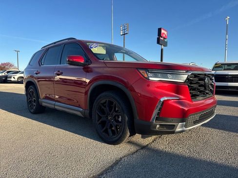 Used 2025 Honda Pilot Elite image 10