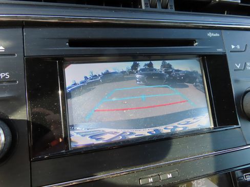 Used 2015 Toyota Avalon XLE image 19