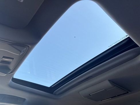 Used 2020 Chevrolet Tahoe Premier w/ Premier Plus Edition image 15