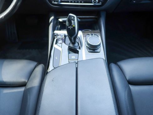 Used 2019 BMW 530i RWD image 26