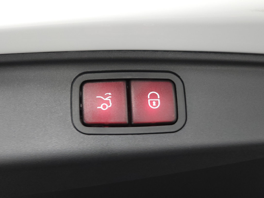Used 2025 Mercedes-Benz AMG GT 55 image 30