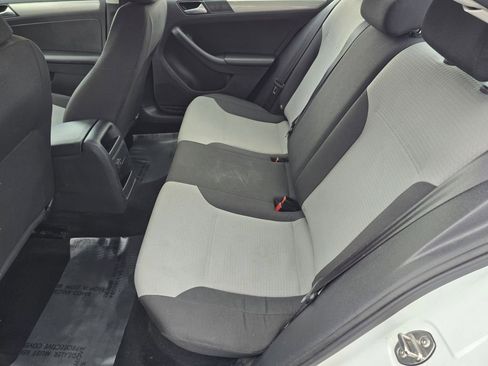 Used 2017 Volkswagen Jetta S w/ Jetta S Cold Weather Package image 26