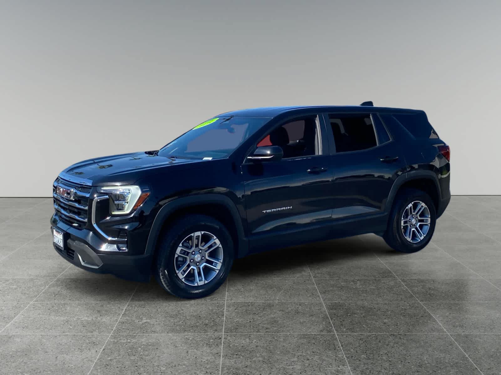 Used 2025 GMC Terrain Elevation FWD image 1