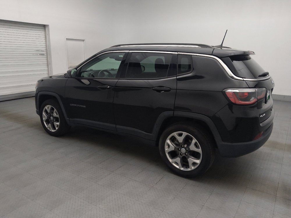 Used 2018 Jeep Compass Limited w/ Navigation Group AWD/4WD image 3