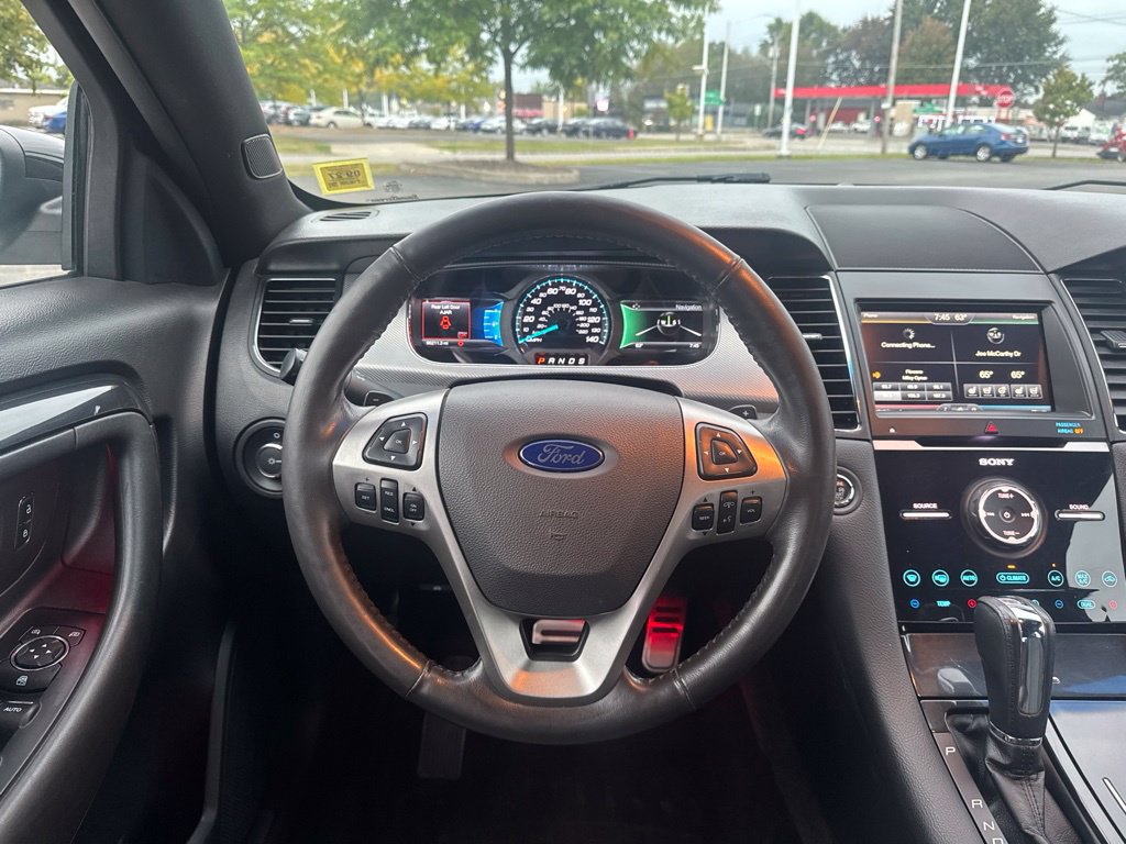Used 2015 Ford Taurus SHO w/ Equipment Group 401A AWD/4WD image 22