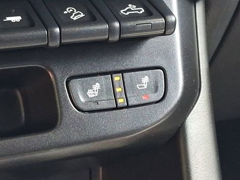 Certified 2021 Chevrolet Colorado Z71 w/ Safety Package AWD/4WD image 24