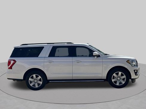 Used 2019 Ford Expedition Max XLT w/ Equipment Group 202A RWD image 6