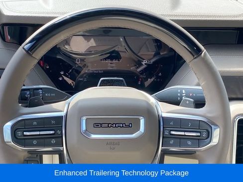 Certified 2026 GMC Yukon Denali w/ Denali Reserve Package AWD/4WD image 9