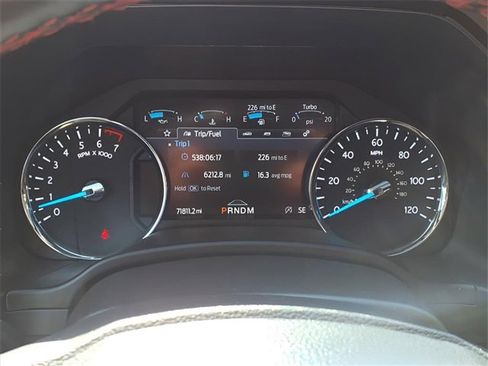 Used 2021 Ford Expedition Limited image 18