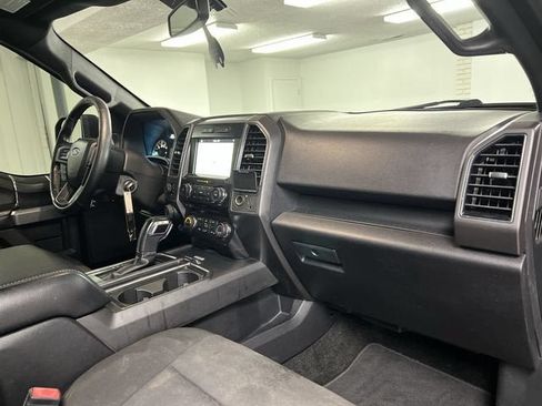 Used 2018 Ford F150 XLT w/ Equipment Group 302A Luxury AWD/4WD image 29