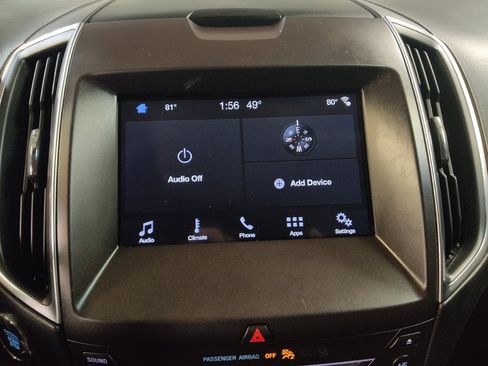 Used 2019 Ford Edge Titanium FWD image 25
