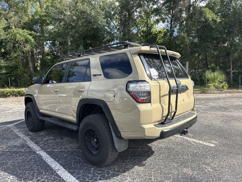 Used 2016 Toyota 4Runner TRD Pro AWD/4WD image 2