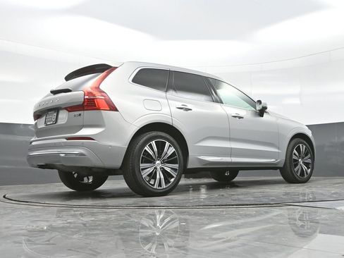 Used 2023 Volvo XC60 B5 Plus w/ Climate Package image 22