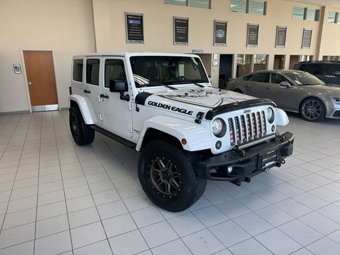 Used 2018 Jeep Wrangler Golden Eagle image 7