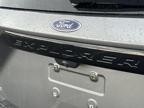 Certified 2021 Ford Explorer ST w/ Equipment Group 401A AWD/4WD image 18