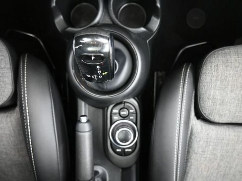 Used 2023 MINI Cooper S w/ Signature Upholstery Package image 18