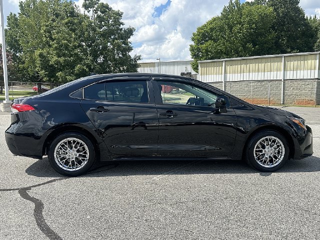 Certified 2026 Toyota Corolla LE FWD image 9