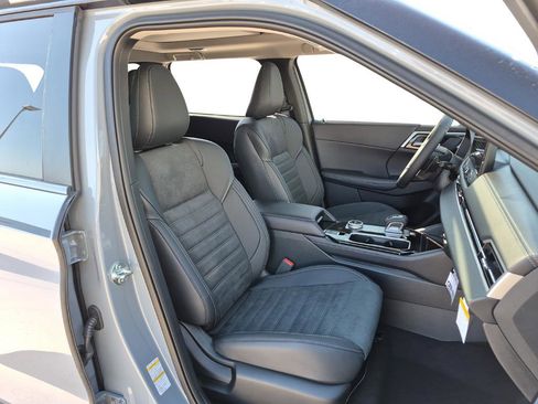 New 2025 Mitsubishi Outlander SE AWD/4WD image 29