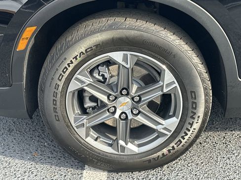 Used 2023 Chevrolet Blazer LT w/ Convenience Package image 13