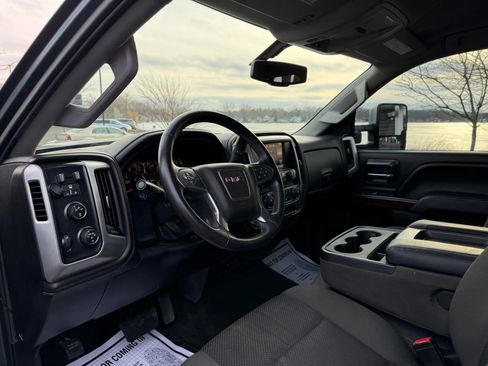 Used 2015 GMC Sierra 2500 SLE w/ SLE Preferred Package image 9