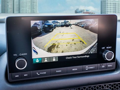 Certified 2024 Honda HR-V LX image 32