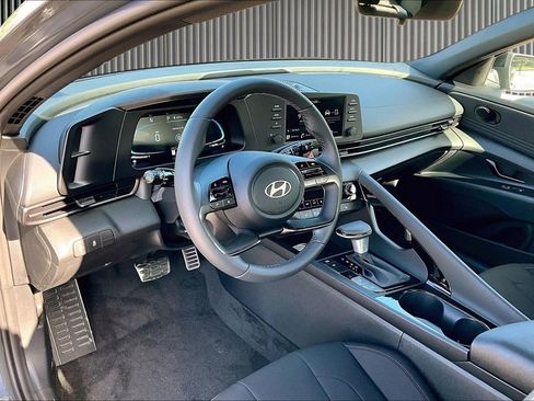 New 2026 Hyundai Elantra SEL Sport image 7