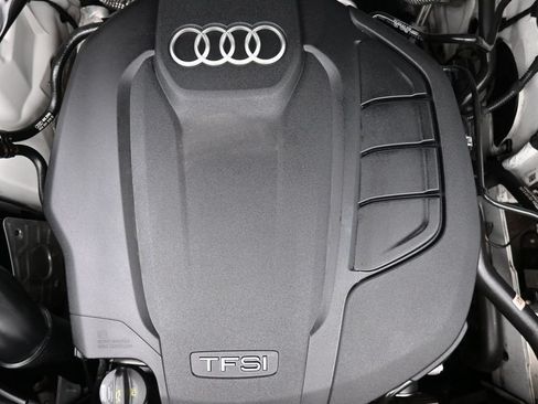 Used 2018 Audi Q5 2.0T Premium w/ Convenience Package AWD/4WD image 26