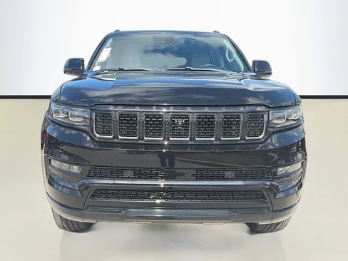 Used 2022 Jeep Grand Wagoneer Series I w/ Flexible Seating Group image 9