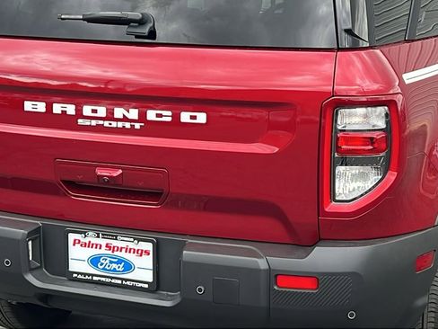 Certified 2025 Ford Bronco Sport Heritage AWD/4WD image 6