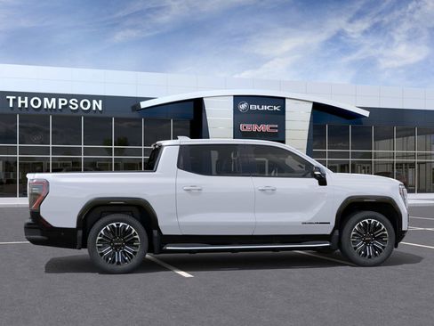 New 2026 GMC Sierra EV Denali AWD/4WD image 32
