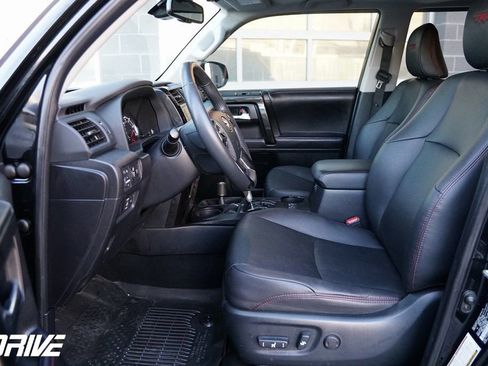 Used 2022 Toyota 4Runner TRD Off-Road Premium w/ Moonroof Package image 18