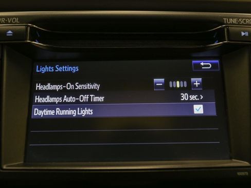 Used 2018 Toyota RAV4 LE w/ All Weather Liner Package AWD/4WD image 26
