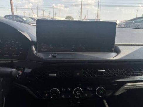 Used 2023 Honda Accord Sport image 18