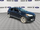 Used 2016 Ford Escape SE w/ Equipment Group 201A image 3